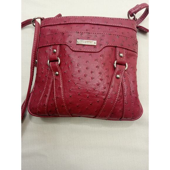 Koltov Women's Small Crossbody Bag Red Vinyl Side Zip Pocket - Picture 1 of 9
